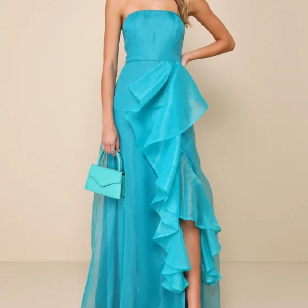 Turquoise Lulus dress